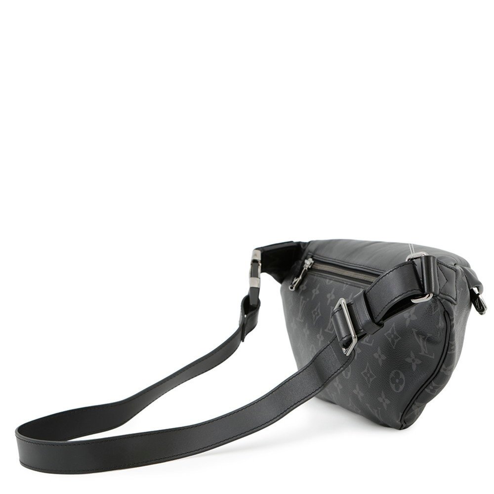 Louis Vuitton Monogram Eclipse Discovery Bumbag M44336 Black - Picture 2 of 14